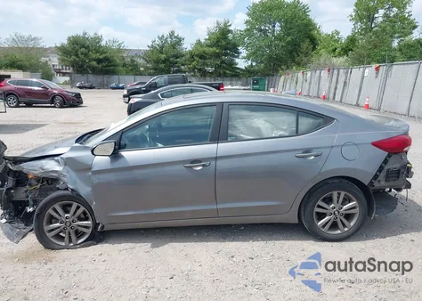 2018 Hyundai Elantra Value Edition из США, поврежденный, VIN 5NPD84LFXJH326281